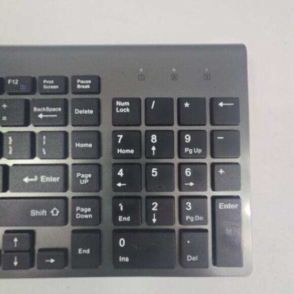 JoyAccess KB2 Slim Wireless Full Keyboard Gray & Silver with 2.4G USB Receiver - Picture 4 of 11